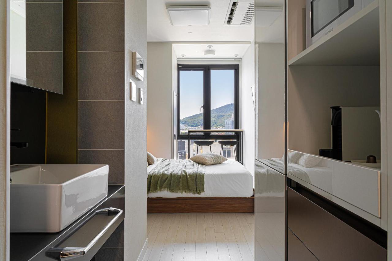 Urbanstay Seomyeon Busan Exteriör bild